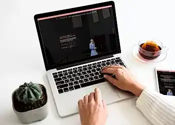 Psikolog Begüm Yemişçi için Web Tasarım ve Logo Çalışmaları Yaptık!
